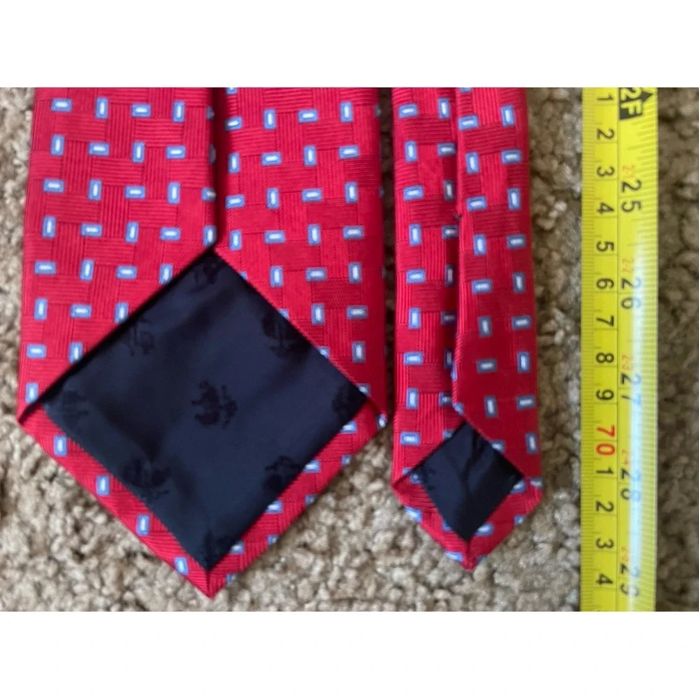 Brooks Brothers Neckwear Tie Red Blue Geometric Weave Pattern USA 100% Silk JBHS